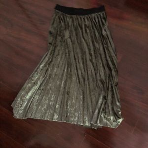 Green velvet skirt